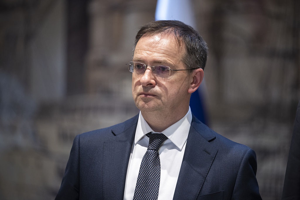 Новини світу - Мединський заявив про особисту зустріч з Умєровим, яка тривала 2,5 години