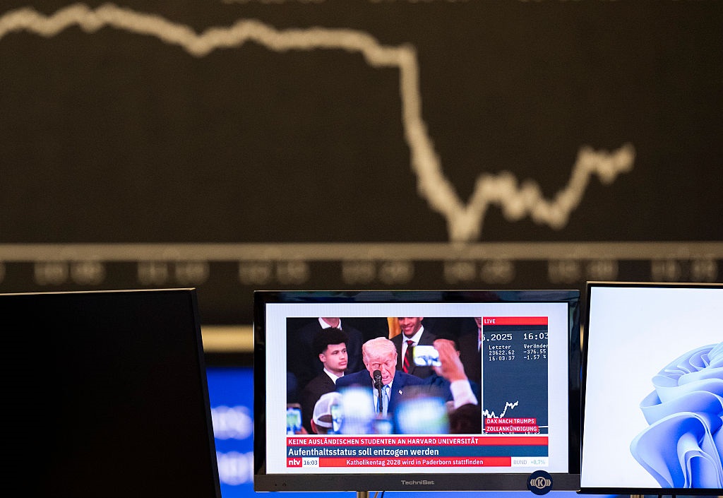 Новини бізнесу - Митні погрози Трампа обвалили європейські біржі