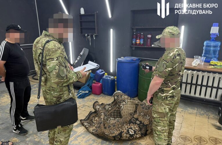 На Франківщині викрили військових на розкраданні пального