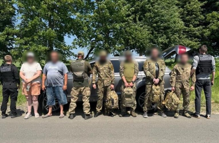 На Одещині четверо псевдовійськових намагалась втекти за кордон