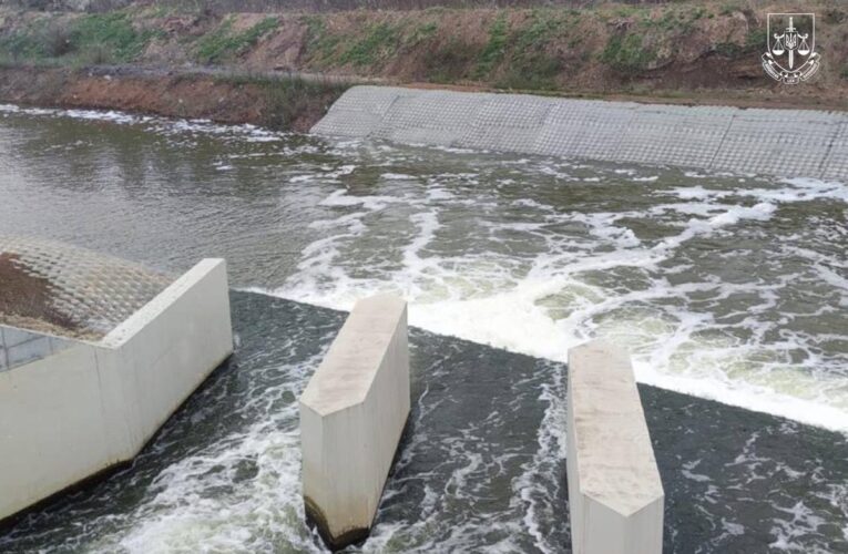 На відбудові водогону після підриву Каховської ГЕС привласнили 240 млн
