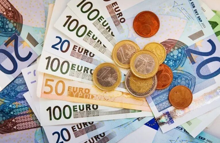 Наступного року Болгарія перейде на євро. Коли черга України