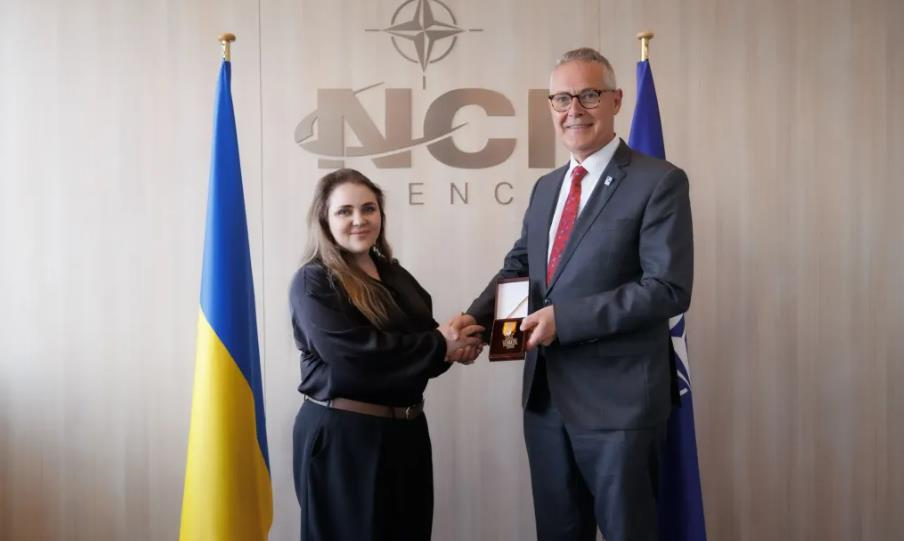 Новини світу - НАТО інвестувало €37 млн у супутниковий зв’язок для ЗСУ