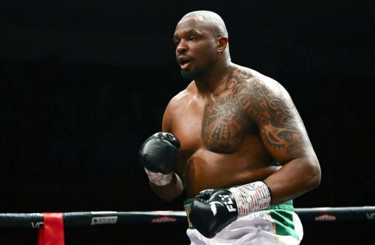 Названо опонента, заради якого Вайт змінив свої плани і скасував бій