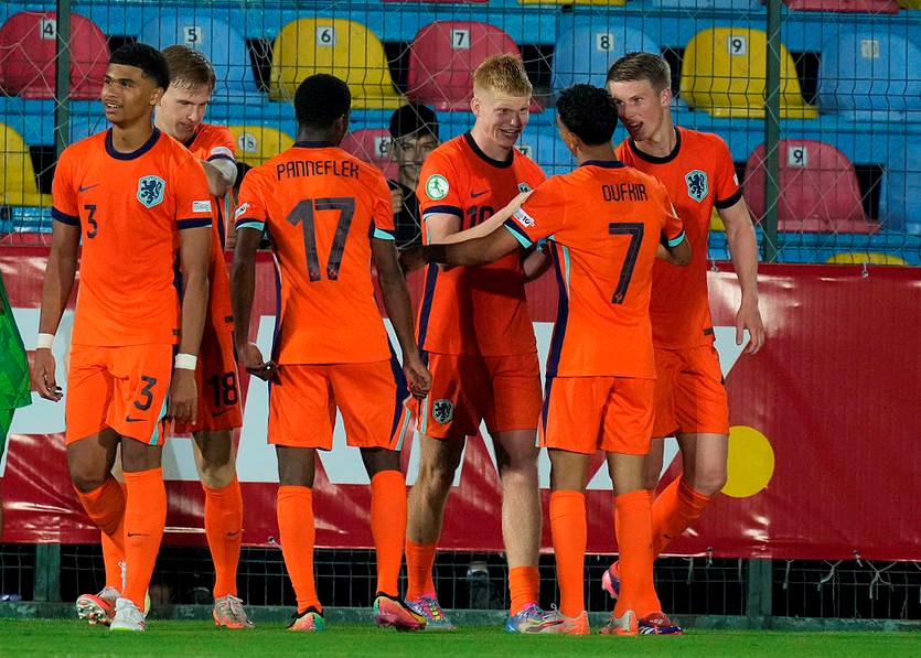 Новини спорту - Нідерланди пробилися до 1/2 фіналу Євро U-19