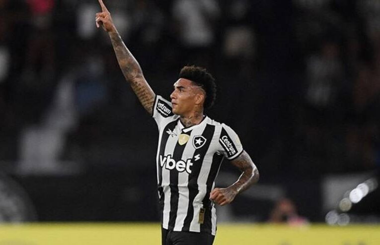 Ноттінгем Форест посилиться трьома гравцями бразильського клубу