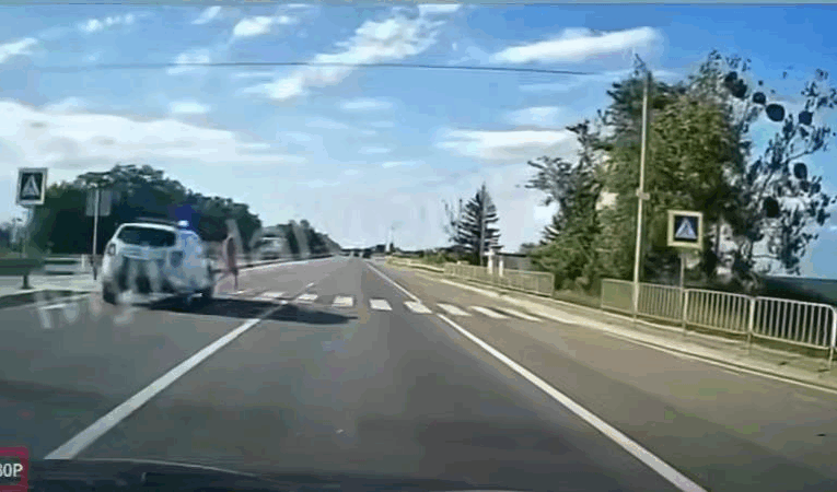 Патрульні збили неповнолітнього на трасі Київ-Чоп