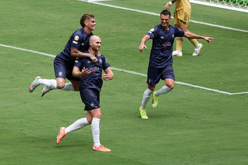 Новини спорту - Перший гол Окленда на КЧС приніс нічию з Бока Хуніорс