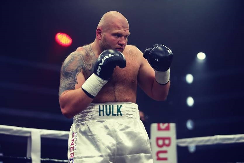 Новини спорту - Поразка з наслідками: український боксер переніс операцію