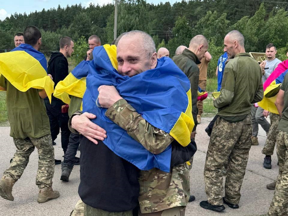 Новини України - "Поставив конкретні завдання": Зеленський анонсував нові обміни полоненими