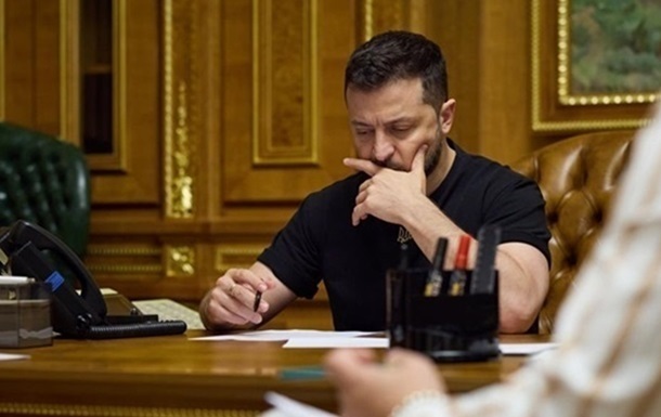 Президент підписав укази щодо служби в ЗСУ