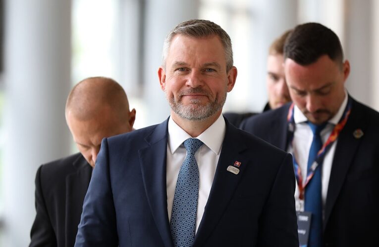 Президент Словаччини плнує “змістовний” візит до України