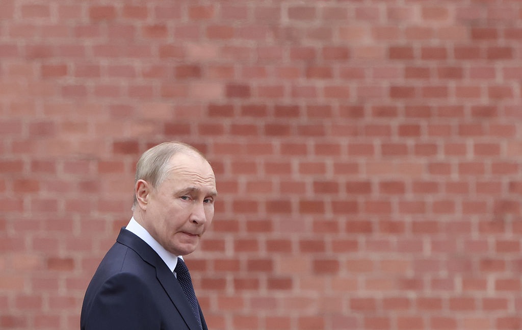 Новини світу - Путін анонсував скорочення військових витрат