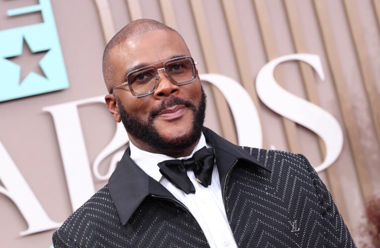 Режиссера Тайлера Перрі звинуватили у сексуальних домаганнях