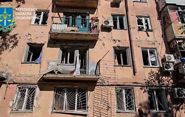 Новини України - Росіяни масовано атакували Херсон дронами: 11 поранених
