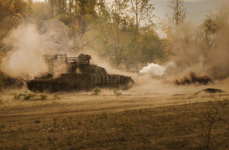 Росіяни просунулись у двох областях – DeepState