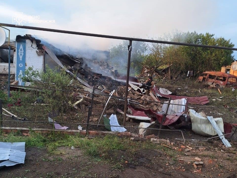 Новини України - Росіяни вдарили по селу на Запоріжжі: загинули троє жінок