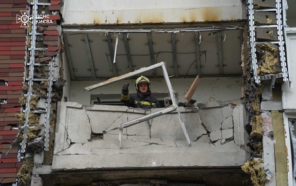 Новини Києва - Росіяни вночі атакували у Києві 27 локацій