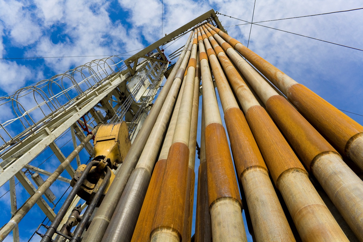 Новини бізнесу - Рубль "з’їдає" нафтові доходи Кремля