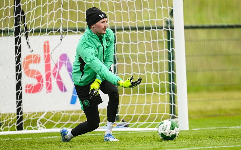 Новини спорту - Ряди одноклубників Ярмолюка поповнив гравець із топ-клубу АПЛ