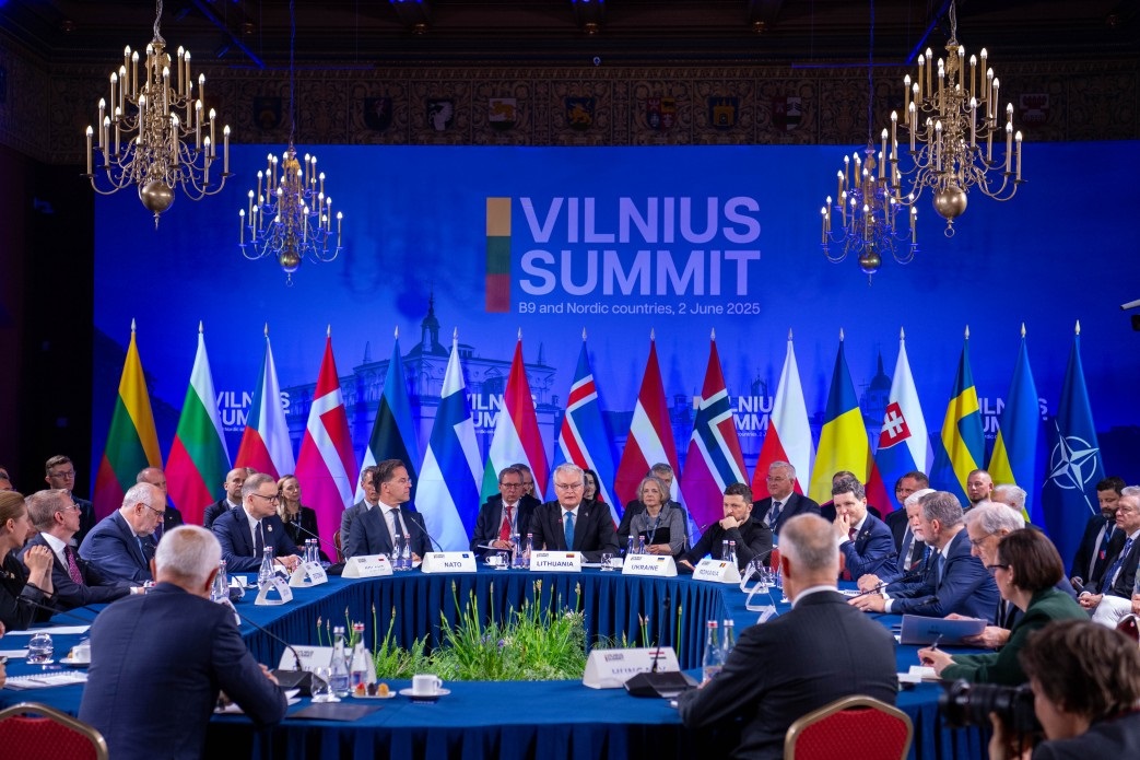 Новини України - Саміту Бухарестської дев’ятки: Зеленський анонсував нові оборонні пакети