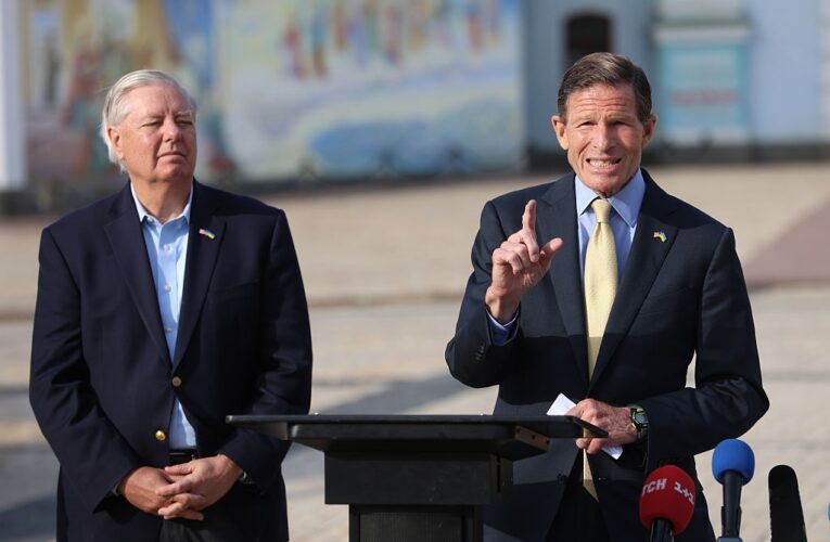 Сенатори США вимагають негайно посилити санкції проти Росії