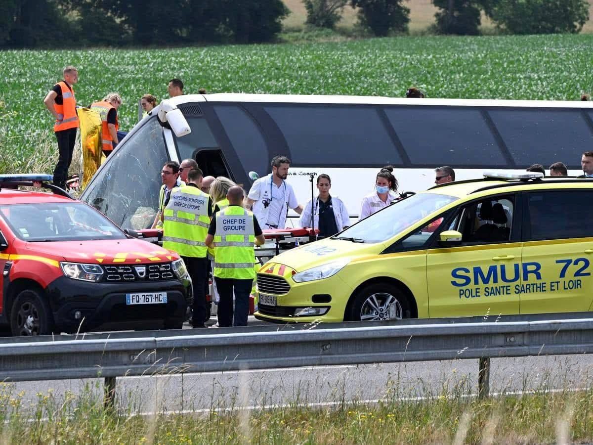 Новини України - Смертельне ДТП з українцями у Франції: відомо про стан постраждалих дітей