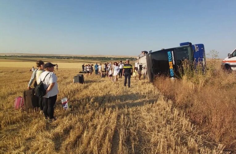 Стали відомі подробиці ДТП з українцями в Румунії