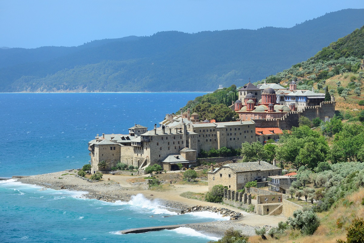 Новини світу - Стародавні монастирі на грецькому Афоні пошкодив землетрус