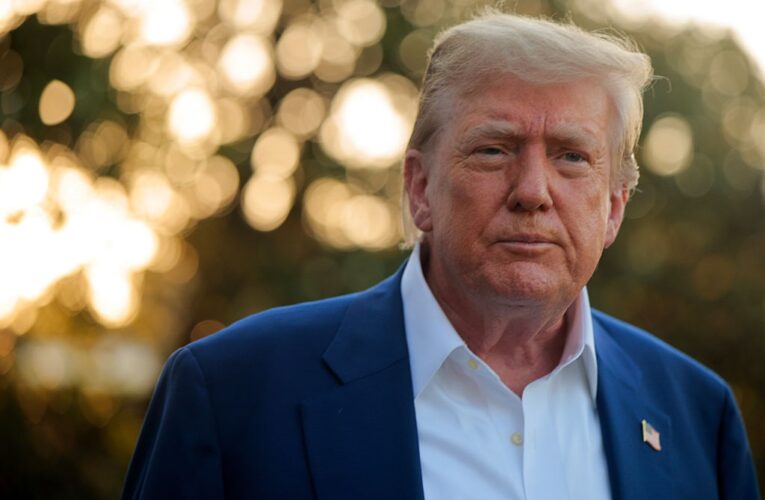 Трамп дозволив Китаю купувати іранську нафту всупереч власним санкціям