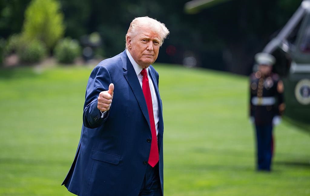 Новини світу - Трамп задекларував дохід у сотні мільйонів доларів