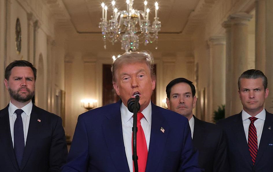 Новини світу - Трамп заговорив про заміну режиму в Ірані