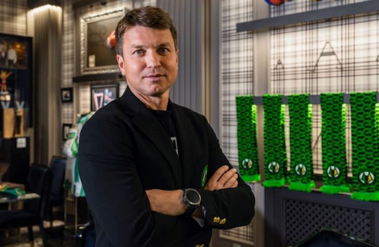 Тренер збірної розповів, чи планує залучати Усика в грі