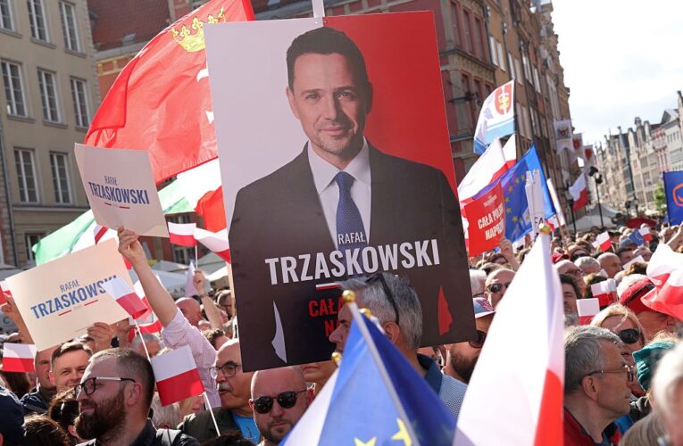 Тшасковський лідирує на виборах президента Польщі – екзитпол