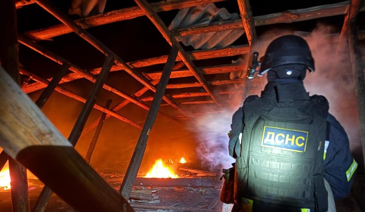 Новини України - У Чернігові російський дрон впав біля багатоповерхівки