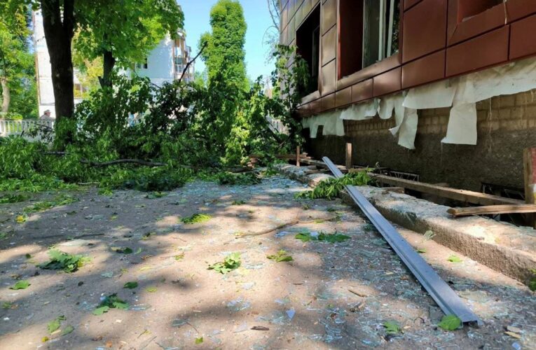 У Дніпрі показали наслідки нічного обстрілу