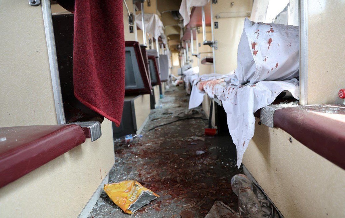 Новини України - У Дніпрі знайшли тіла 15 жертв атаки Росії