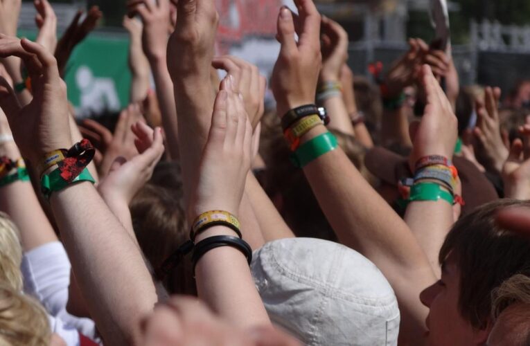 У Франції 145 людей постраждали від уколів шприцами під час фестивалю