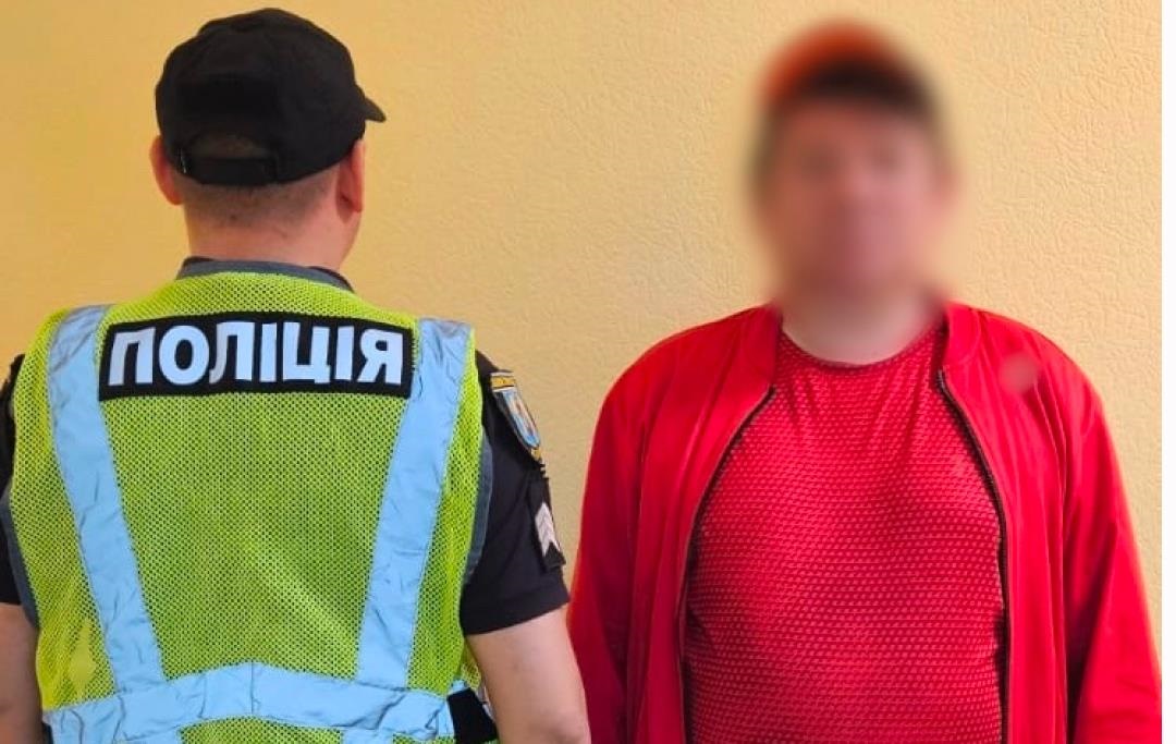 Новини Києва - У Києві 49-річний чоловік катався між вагонами метро