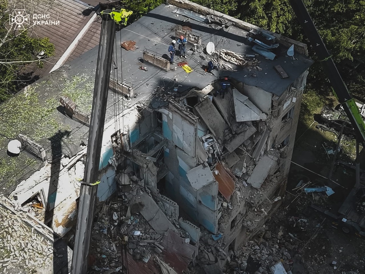 Новини Києва - У Києві деблокували тіло дев'ятого загиблого