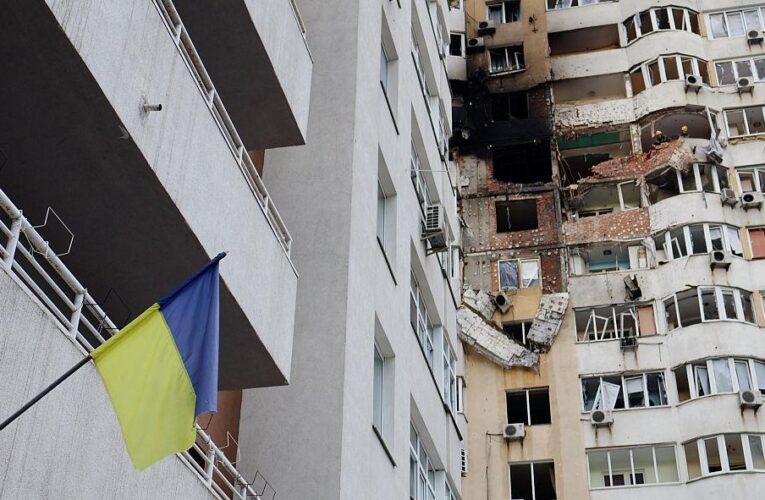 У Києві десятки поранених через російську атаку