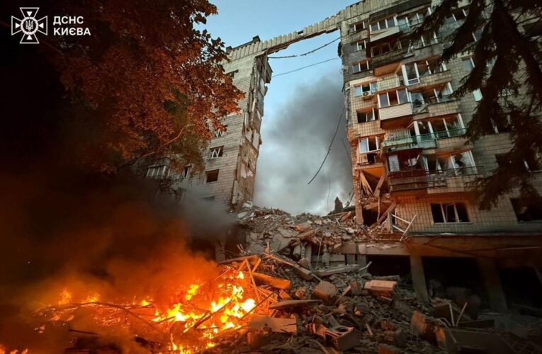 У Києві понад 100 постраждалих через атаку Росії