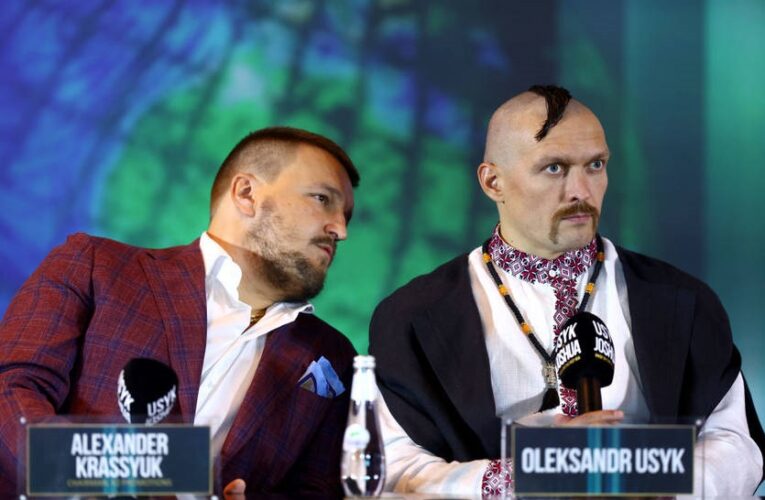 У команді Усика пояснили завершення співпраці з Красюком