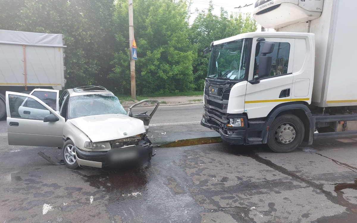 Новини України - У Луцьку в ДТП загинуло подружжя, постраждали діти