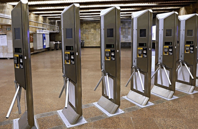 У метро Києва через збій не працює безконтактна оплата