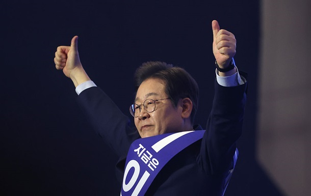 Новини України - У Південній Кореї почав роботу новий президент Лі Чже Мьон