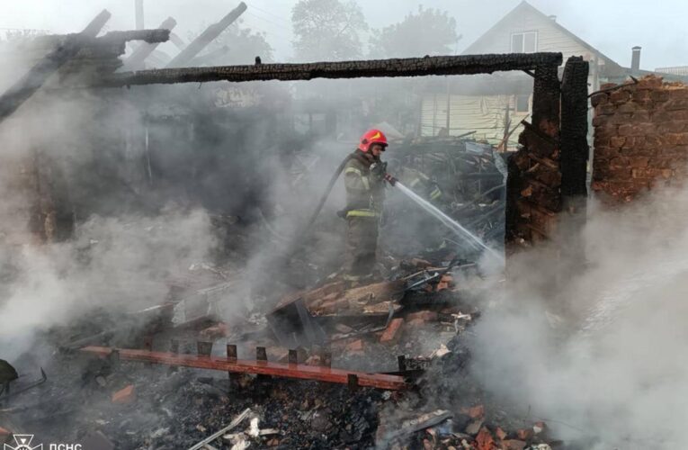 У Прилуках внаслідок обстрілу загинула родина начальника пожежної частини