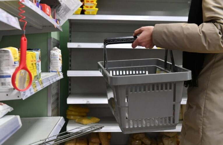 У РФ наростає продовольча криза, заборгованість за зарплатою досягла піку