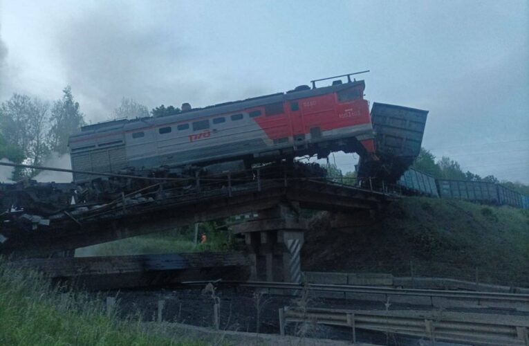 У Росії обвалився ще один міст