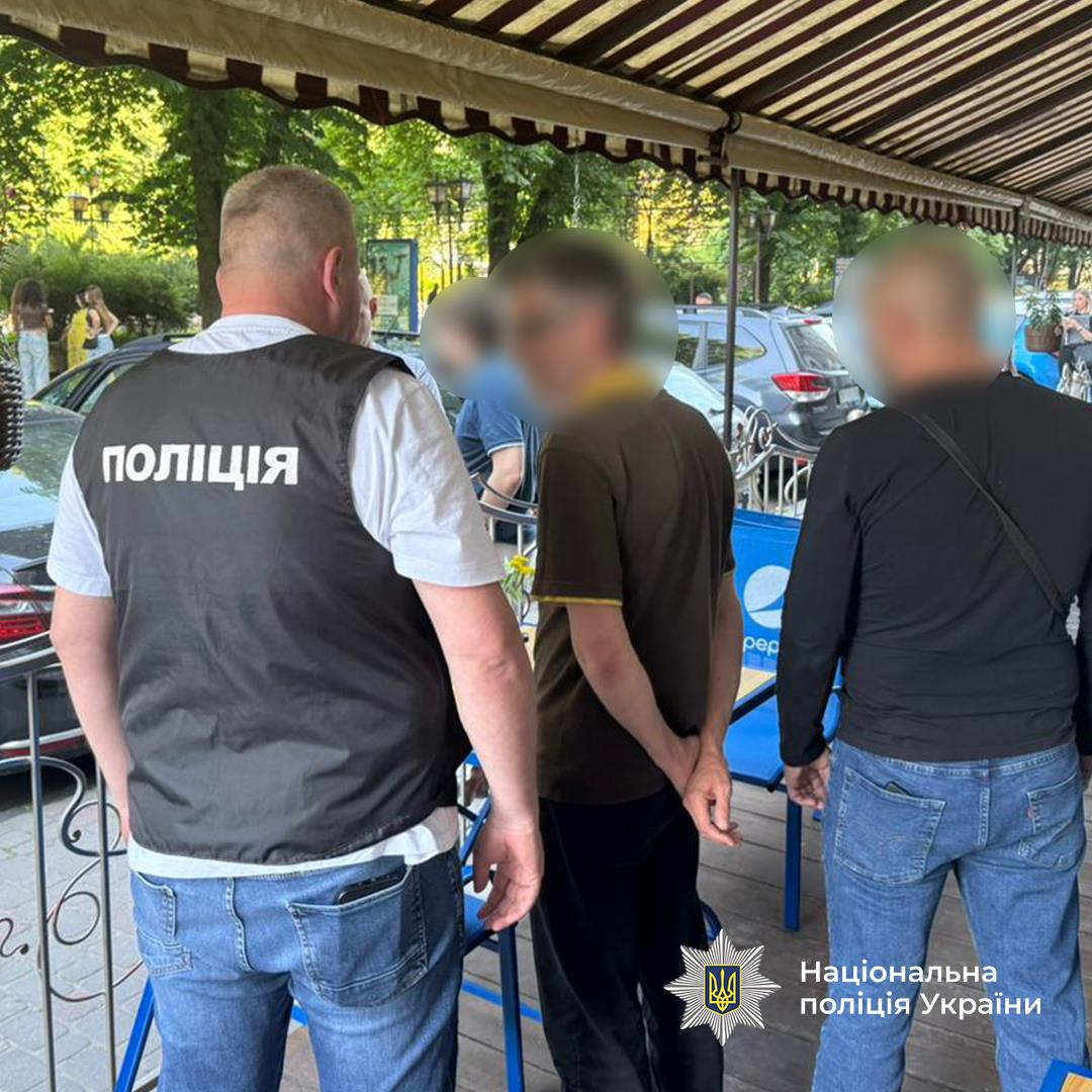 Новини України - У шести регіонах викрили схеми для ухилянтів: ціна послуги сягала $25 тис.